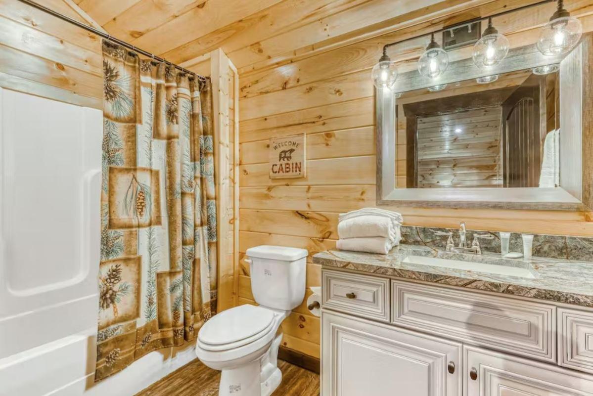 The Great Dogwood Manor By Stony Brook Cabins Гетлинбург Екстериор снимка