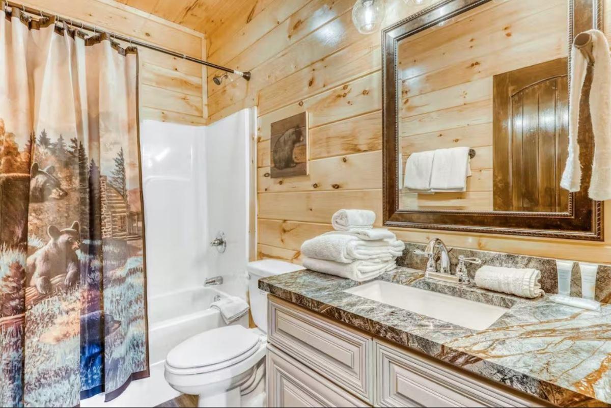 The Great Dogwood Manor By Stony Brook Cabins Гетлинбург Екстериор снимка