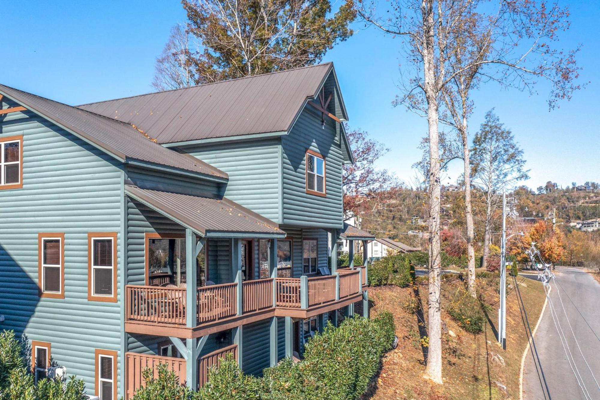 The Great Dogwood Manor By Stony Brook Cabins Гетлинбург Екстериор снимка