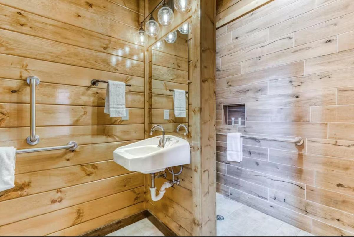 The Great Dogwood Manor By Stony Brook Cabins Гетлинбург Екстериор снимка